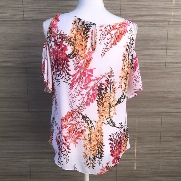 Worthington cold shoulder blouse Size Medium - Picture 7 of 8